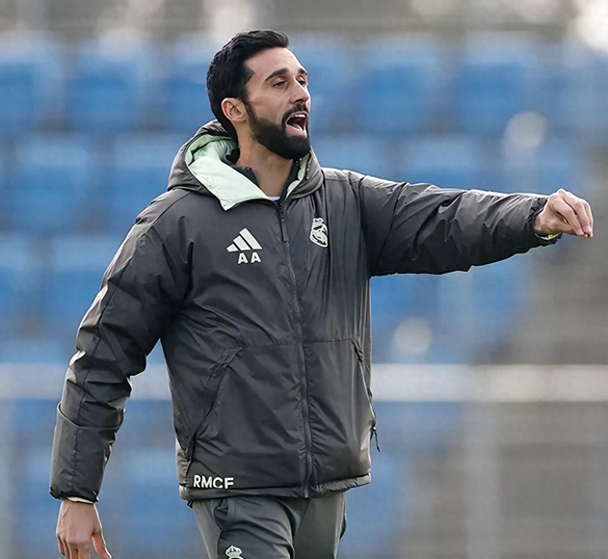 星空体育在线登录-阿韦洛亚：穆里尼奥对我的影响很大，但我若效仿他将必败