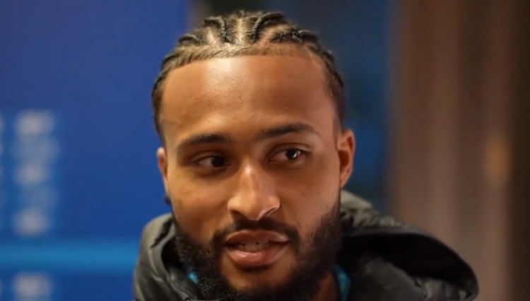 星空体育-三镇外援贝维斯:亚洲足球与欧洲足球不一样,我还需要适应中超